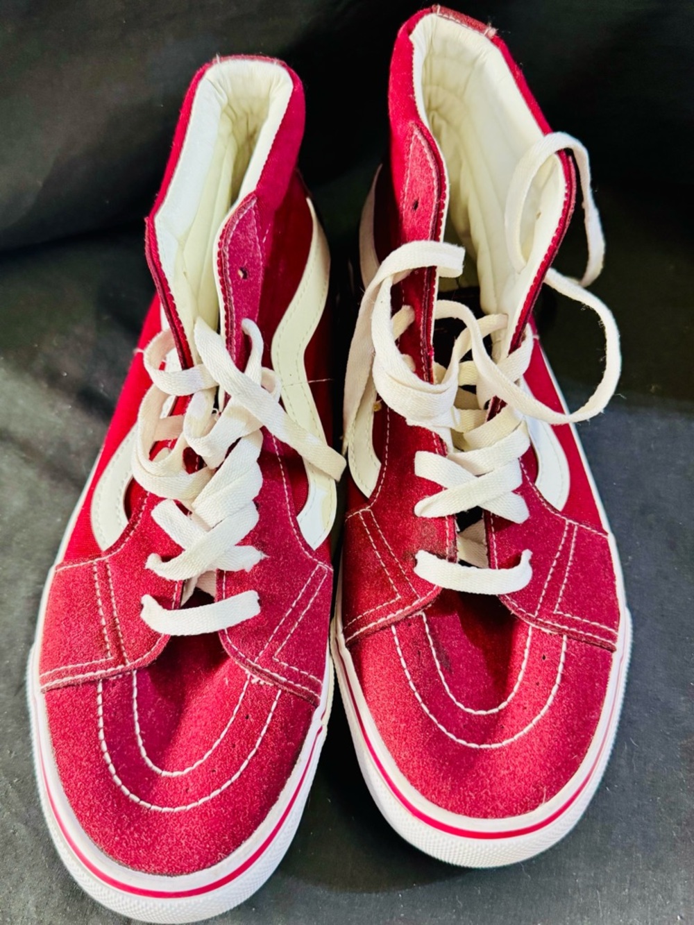 VAN’s Sk8-Hi Shoe
Lifestyle, Original Icon, Suede, Canvas